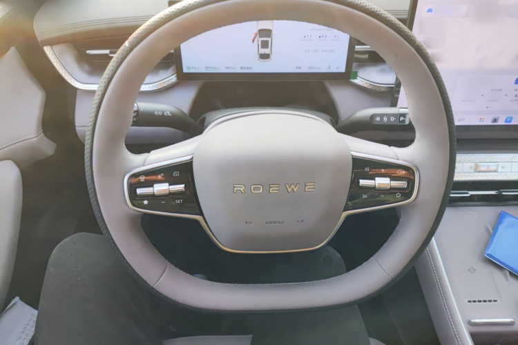 荣威M7 DMH 2025款 160km臻享版中控内饰13