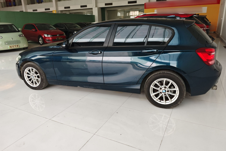 宝马1系(进口) 2013款 改款 118i 领先型车身外观6003