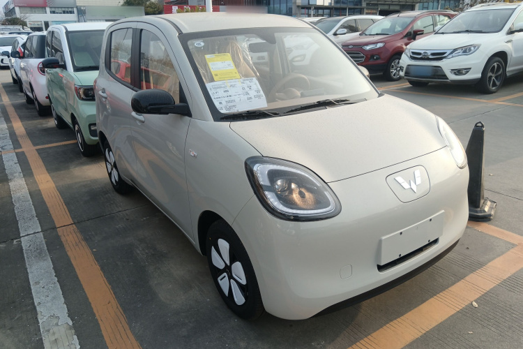 五菱汽车 宏光MINIEV 2025款 四门版 进阶款车身外观6002