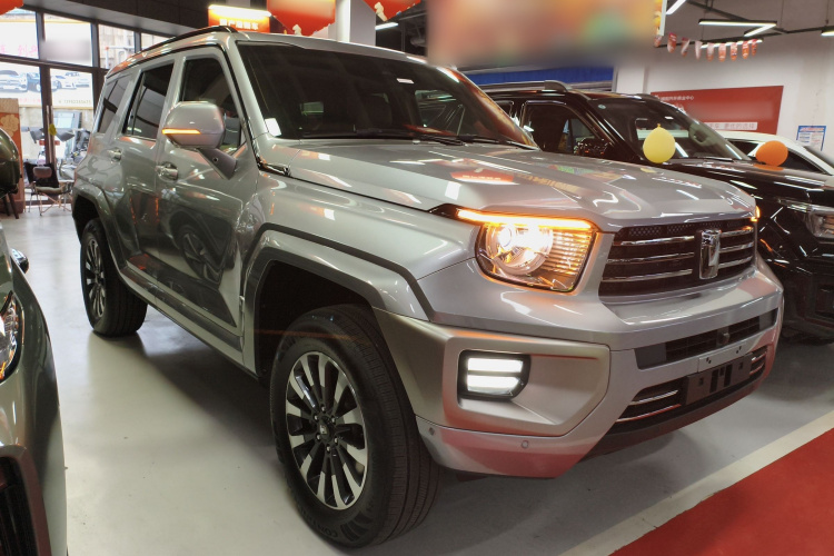 坦克700新能源 2024款 Hi4-T 极境版车身外观3