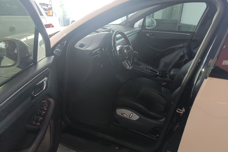 保时捷 2020款 Macan 2.0T中控内饰20