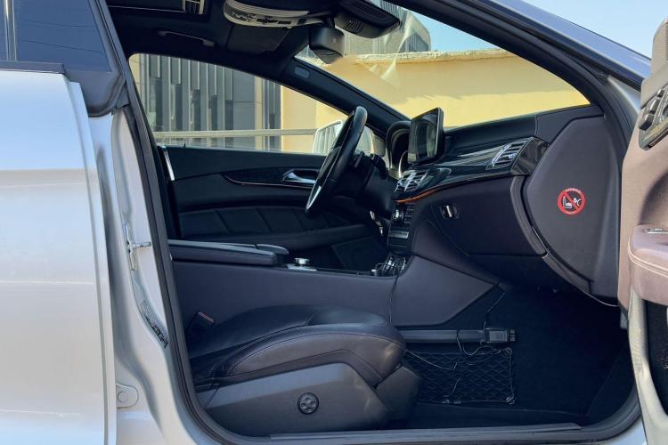 奔驰CLS 2013款 CLS 350 猎装时尚型中控内饰41