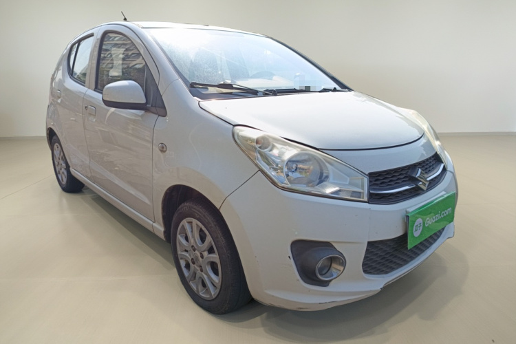 铃木 奥拓 2013款 1.0L 自动豪华型车身外观3