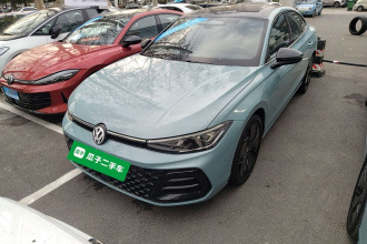 大众 帕萨特 2025款 Pro 380TSI 星空龙尊版