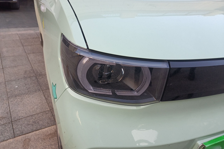 五菱汽车 宏光MINIEV 2021款 马卡龙时尚款 磷酸铁锂车身外观6006