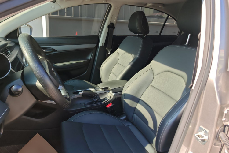 吉利汽车 帝豪 2021款 UP 1.5L 手动豪华型局部细节19