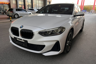 宝马1系 2021款 120i M运动版