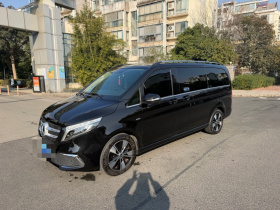 奔驰V级 2021款 V 260 尊贵版