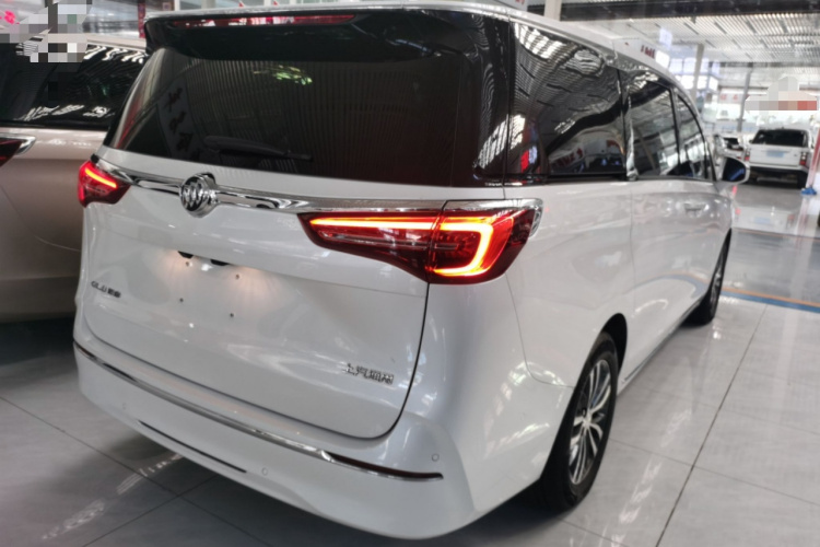 别克GL8 2023款 ES陆尊 尊享型车身外观7