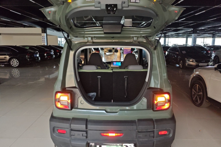 吉利银河 2024款 200km 熊猫骑士局部细节23