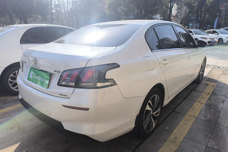 标致408 2020款 360THP 十周年质臻版车身外观7