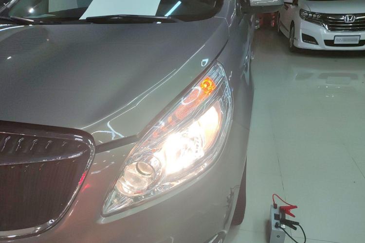 别克GL8 2017款 25S 舒适型 国V车身外观36