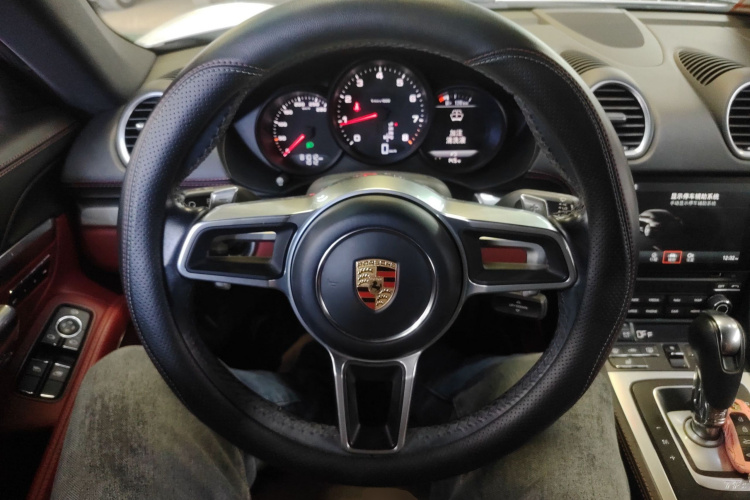 保时捷718 2020款 Cayman 2.0T中控内饰13