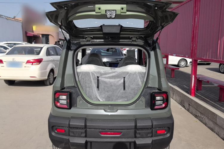 吉利银河 2025款 210km 熊猫骑士机舱底盘23