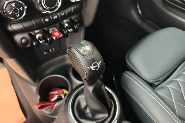 MINI 2016款 1.5T COOPER局部细节18