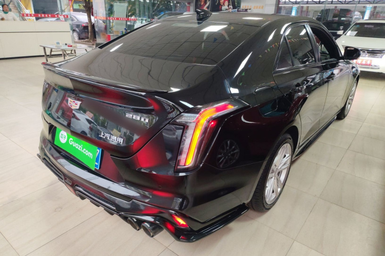 凯迪拉克CT4 2021款 28T 风尚型车身外观7