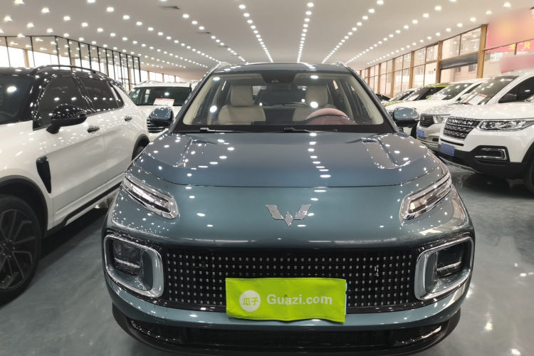 五菱汽车 五菱星云 2023款 2.0L DHT 旗舰版车身外观2