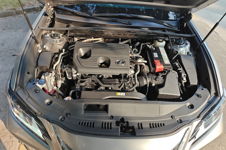 雷克萨斯ES 2024款 200 臻享版局部细节24