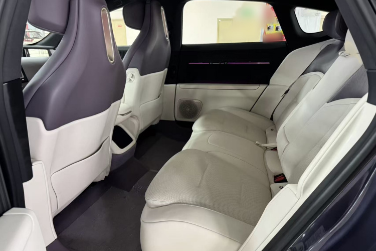 阿维塔12 2025款 Ultra增程版中控内饰7004