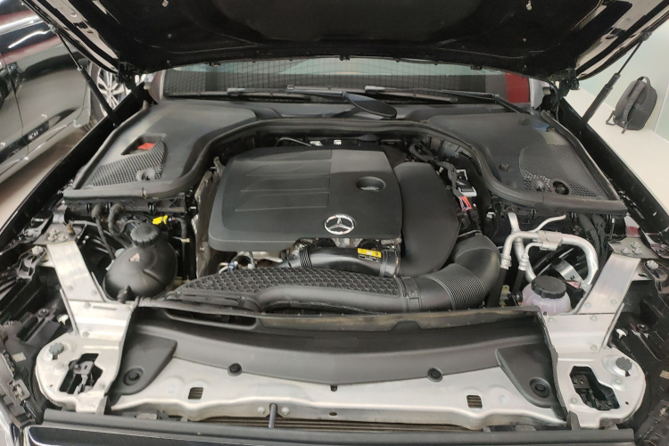 奔驰E级 2020款 E 260 L 运动型机舱底盘24