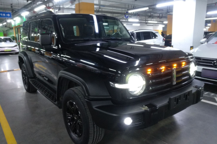 坦克300 2021款 越野版 2.0T 挑战者车身外观3