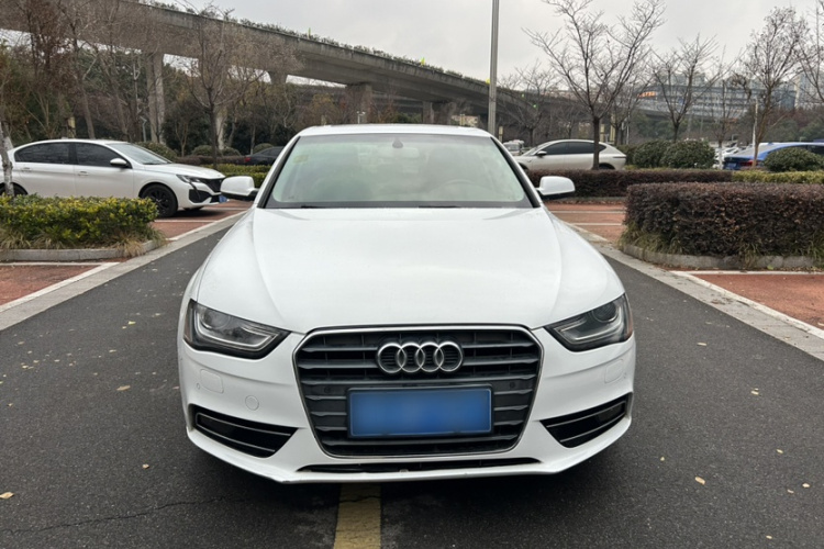 奥迪A4L 2015款 35 TFSI 自动标准型车身外观6001
