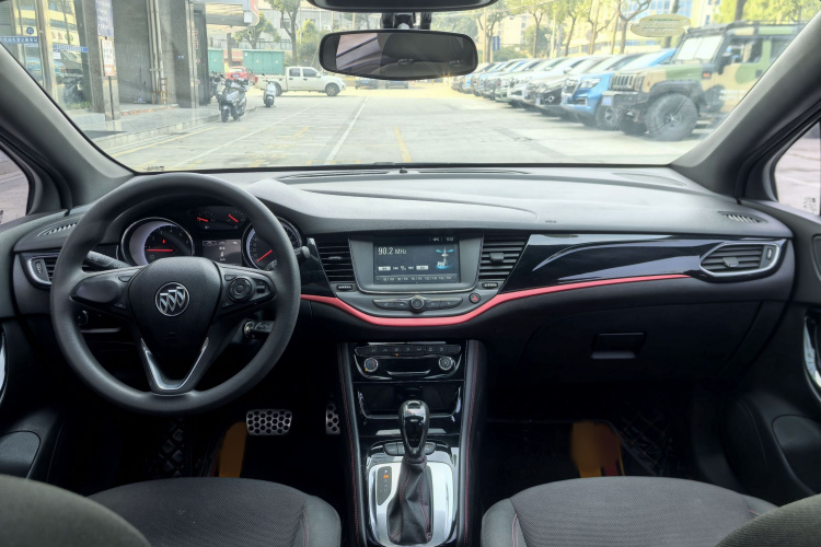 别克 威朗 2016款 两厢GS 20T 双离合豪情运动型中控内饰7005