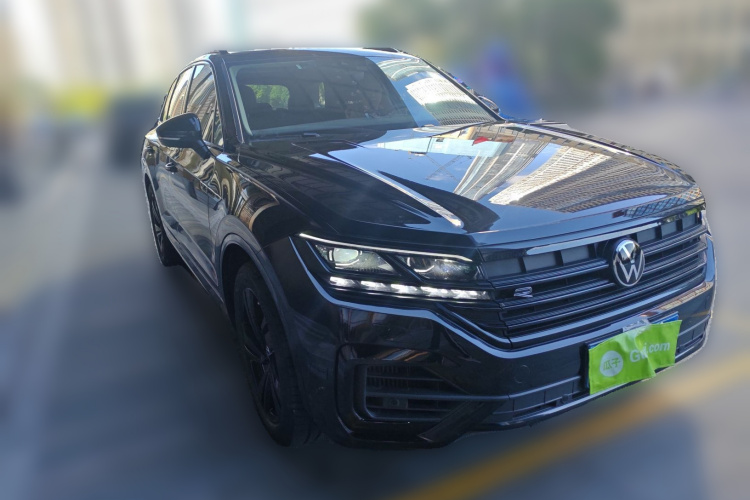 大众 途锐 2022款 3.0TSI 锐享版 曜黑运动套装车身外观6002