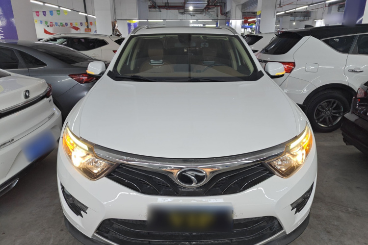 东南DX7 2017款 1.5T 自动荣耀版车身外观2