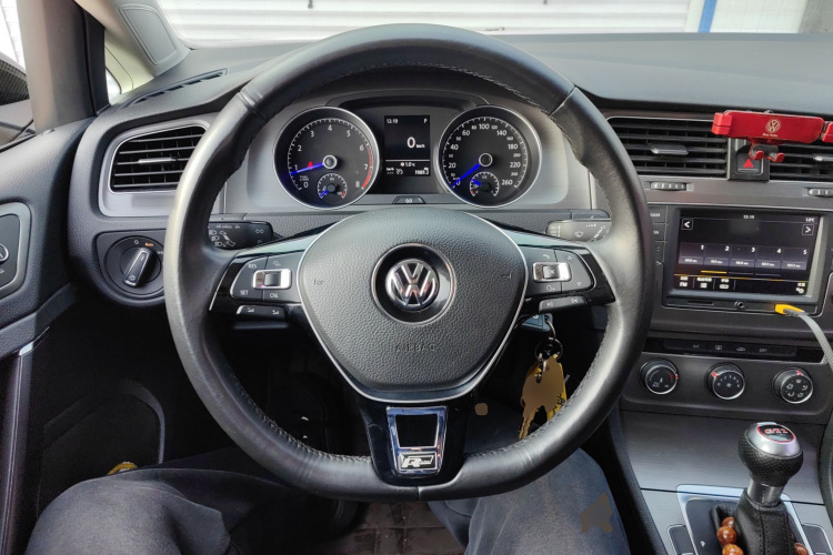 大众 高尔夫 2016款 230TSI 自动舒适型中控内饰13