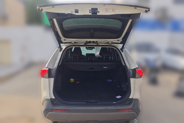 丰田 RAV4荣放 2020款 双擎 2.5L E-CVT四驱旗舰版中控内饰23