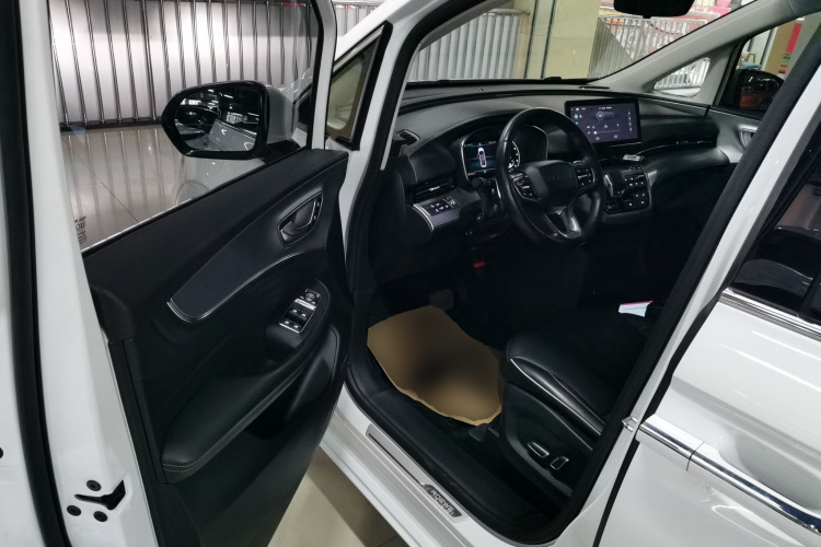 荣威iMAX8 2021款 400TGI Supreme系列陆尊版中控内饰20