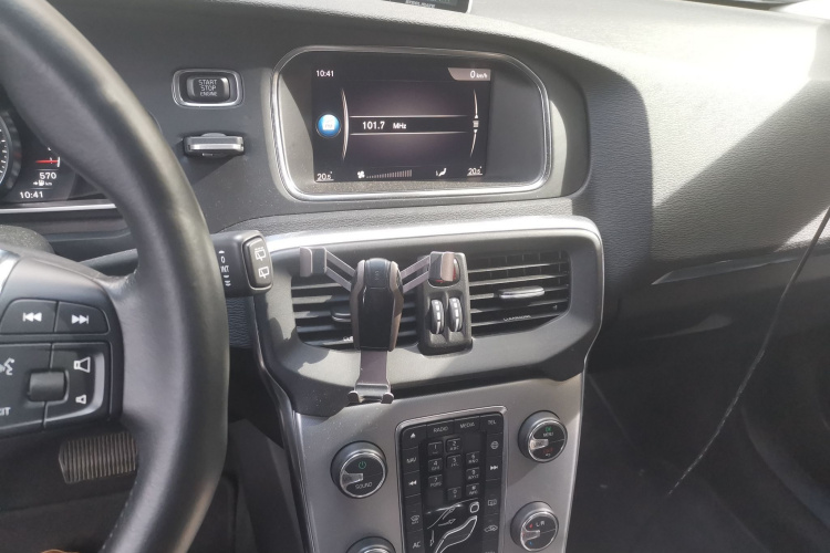 沃尔沃V40 2017款 T3 智雅版局部细节16