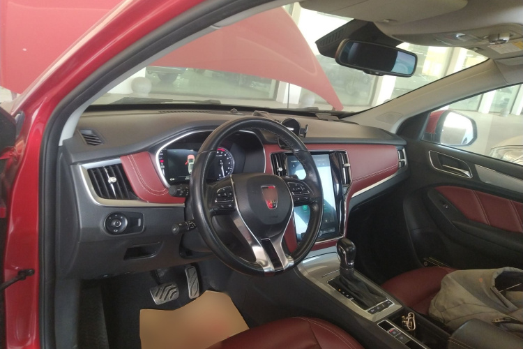 荣威RX5 2016款 30T 四驱自动互联网智尊版中控内饰12