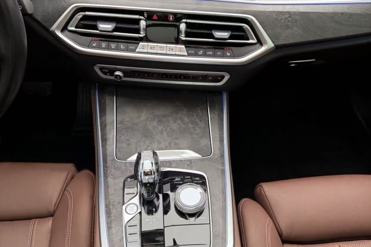 宝马X5(进口) 2021款 xDrive30i X设计套装中控内饰7003