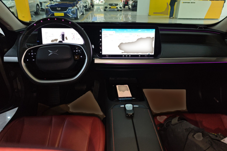 小鹏P7 2022款 670E+中控内饰7002
