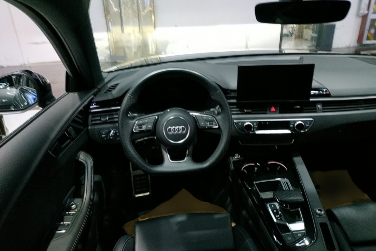奥迪A4L 2024款 40 TFSI 豪华动感型局部细节13