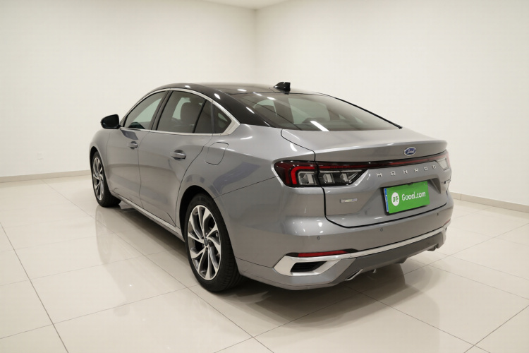 福特 蒙迪欧 2022款 改款 EcoBoost 245 至尊型车身外观5