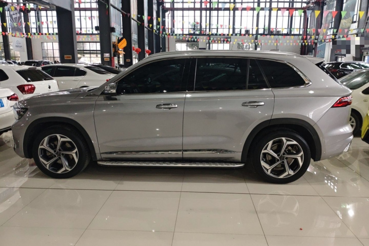 吉利汽车 星越L 2021款 2.0TD DCT EVO两驱尊贵型车身外观4