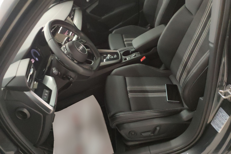 奥迪A3 2024款 Sportback 35 TFSI 时尚运动型中控内饰19