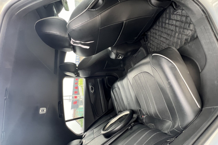 广汽传祺 2023款 影豹H 高能混动版中控内饰7003