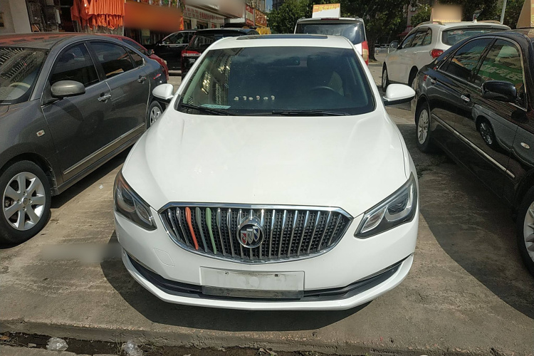 别克 英朗 2017款 15N 自动精英型车身外观2