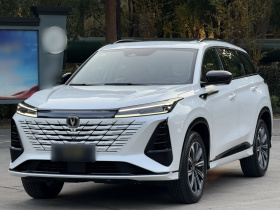 长安CS75 PLUS 2024款 第三代 冠军版 1.5T 智驾劲航型