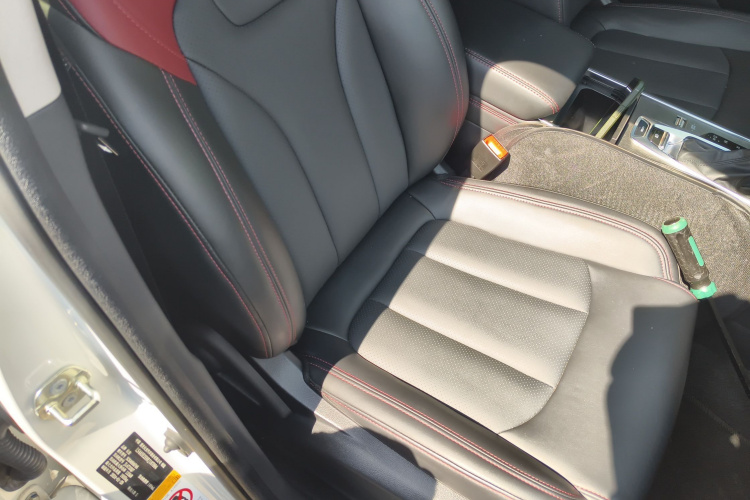 长安CS75 2023款 畅享版 1.5T DCT豪华版局部细节41