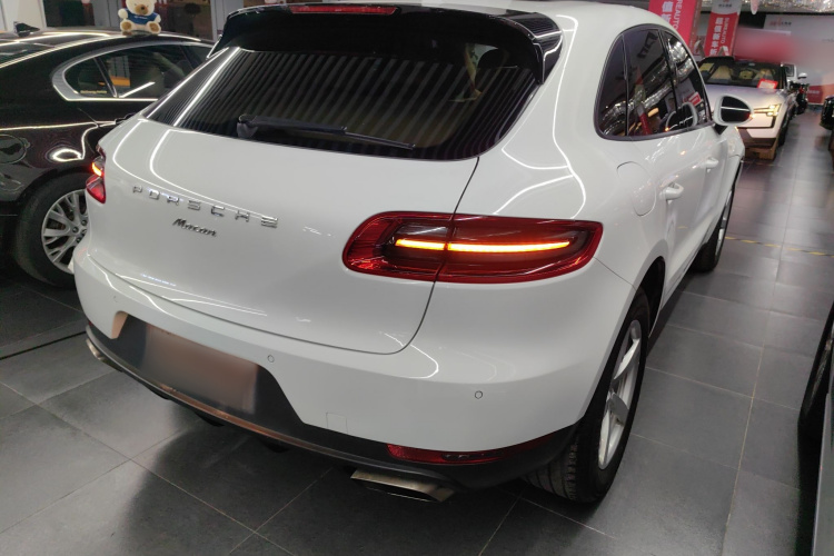 保时捷 2014款 Macan 2.0T车身外观6005