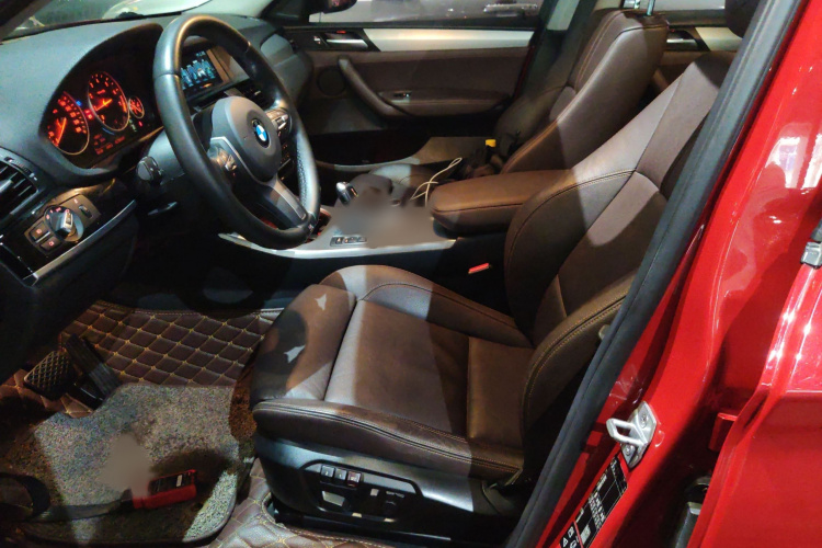 宝马X4 2016款 xDrive20i M运动型局部细节19