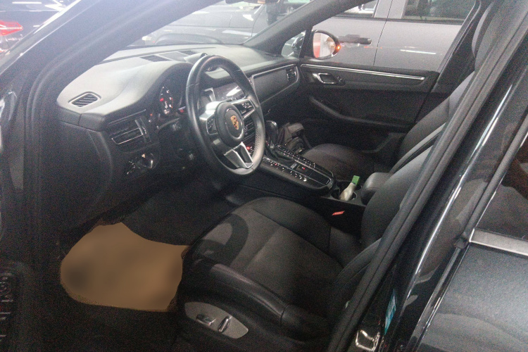 保时捷 2021款 Macan 2.0T中控内饰19