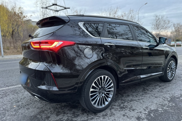 捷途X70 2020款 1.5T 手动尊行版 5座车身外观6003