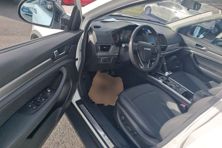 哈弗H6 2018款 红标 运动版 1.5T 自动两驱精英型中控内饰20