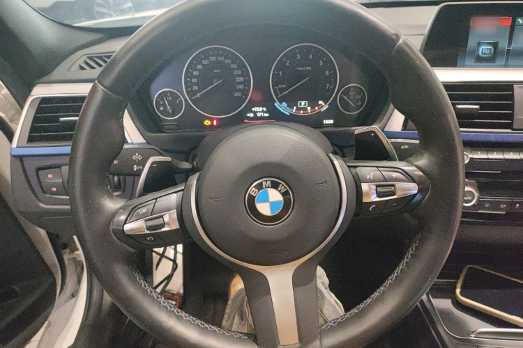 宝马3系 2019款 320i M运动套装局部细节13